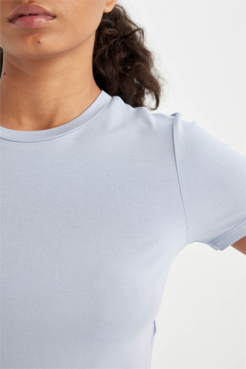 Kadın Açık Mavi Crop Bisiklet Yaka Sporcu Kısa Kollu Tişört