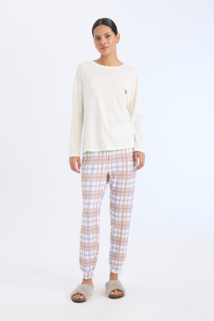 Kadın Bej Pijama Takımı Regular Fit Uzun Kollu Üst Kareli Uzun Alt