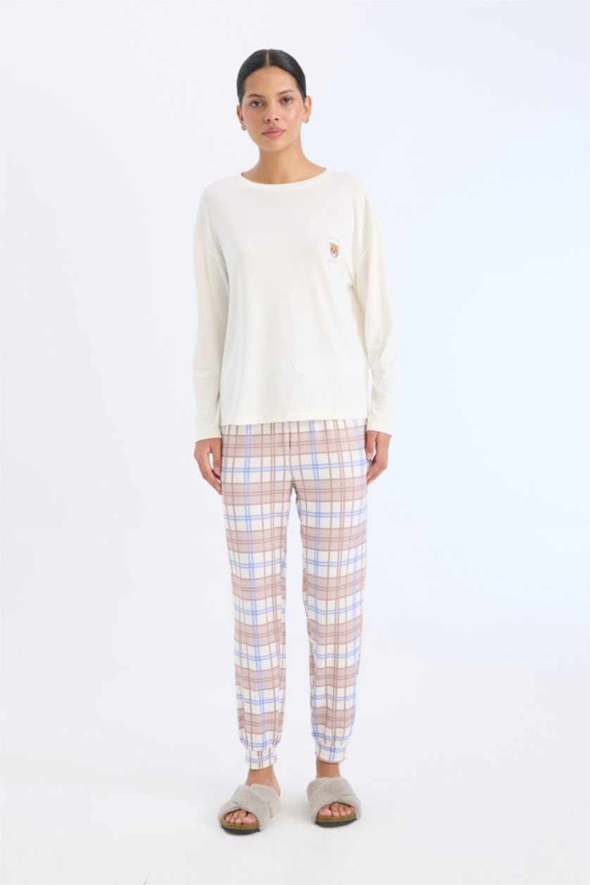 Kadın Bej Pijama Takımı Regular Fit Uzun Kollu Üst Kareli Uzun Alt