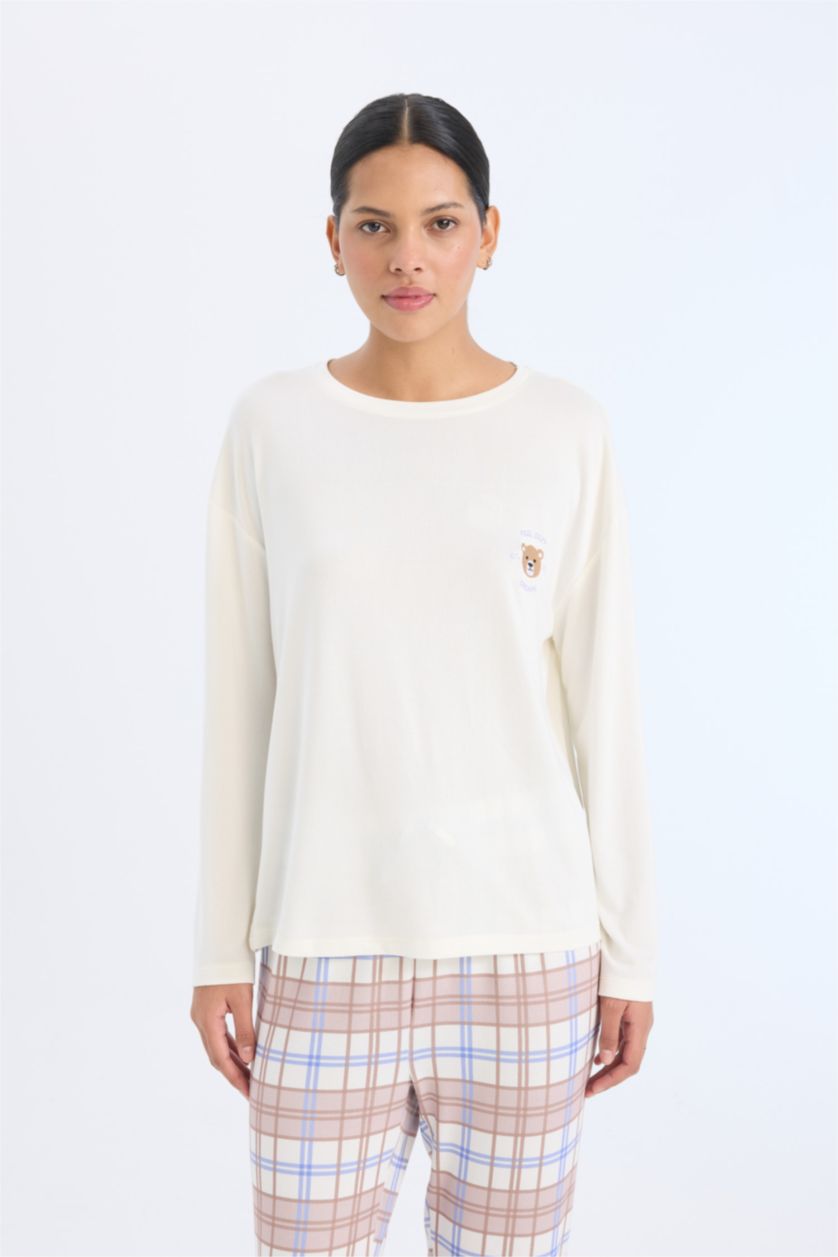 Kadın Bej Pijama Takımı Regular Fit Uzun Kollu Üst Kareli Uzun Alt