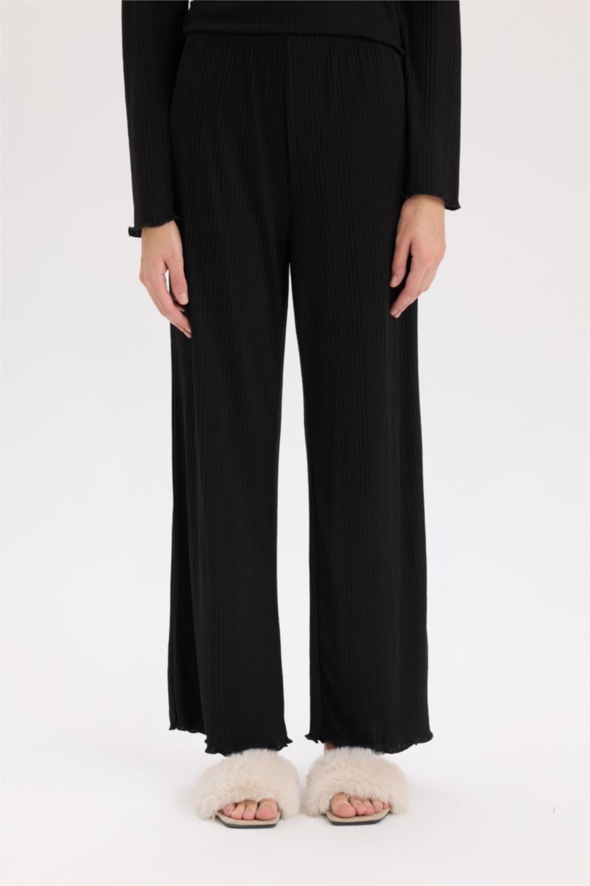 WOMAN Black Fall in Love V Neck Top Wide Leg Bottom 2 Piece Pajama Set