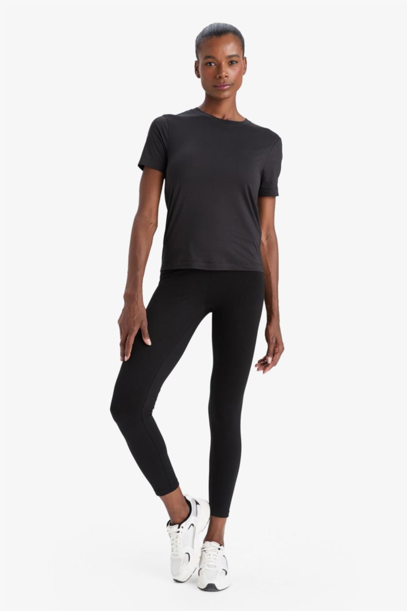 WOMAN Black DeFactoFit Standard Fit Sports Basic Black T-Shirt