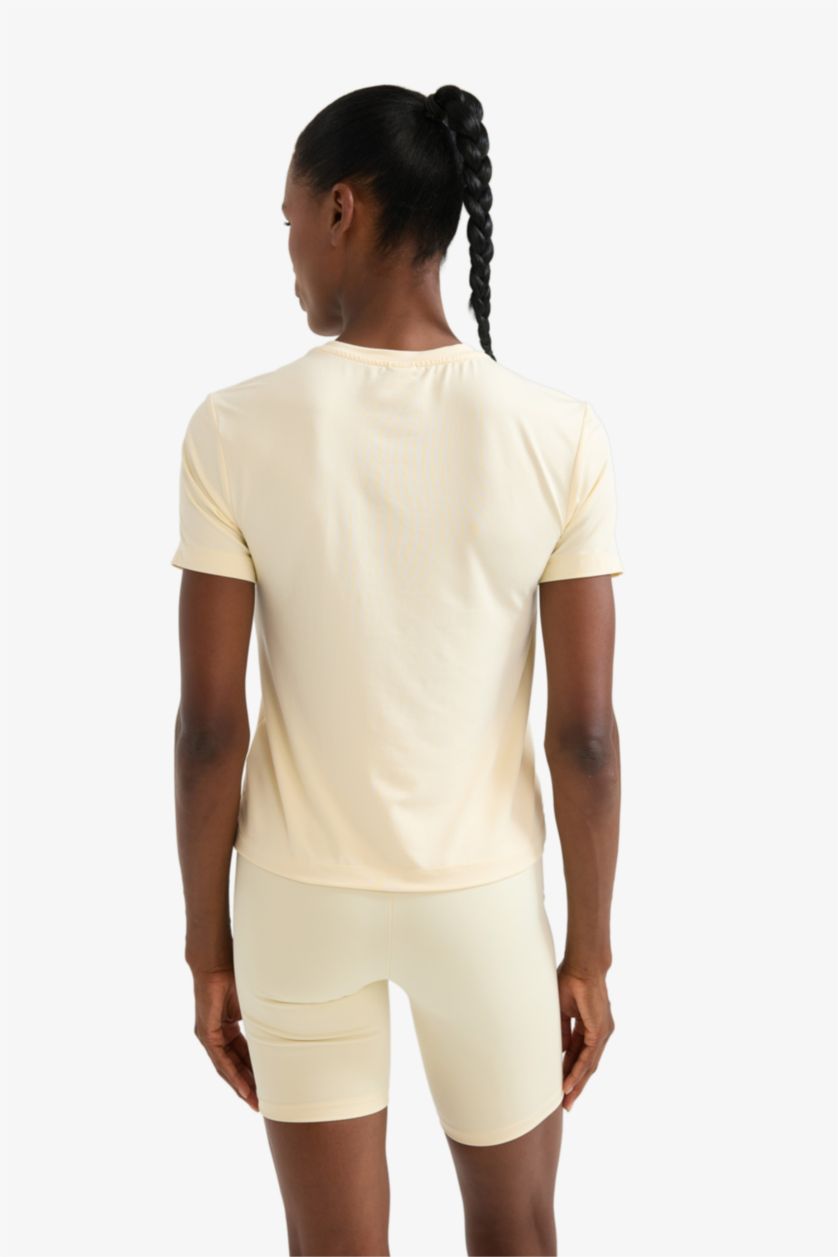 Женщины Светло-желтый DeFactoFit стандартная футболка с круглым вырезом и коротким рукавом для спортсменов