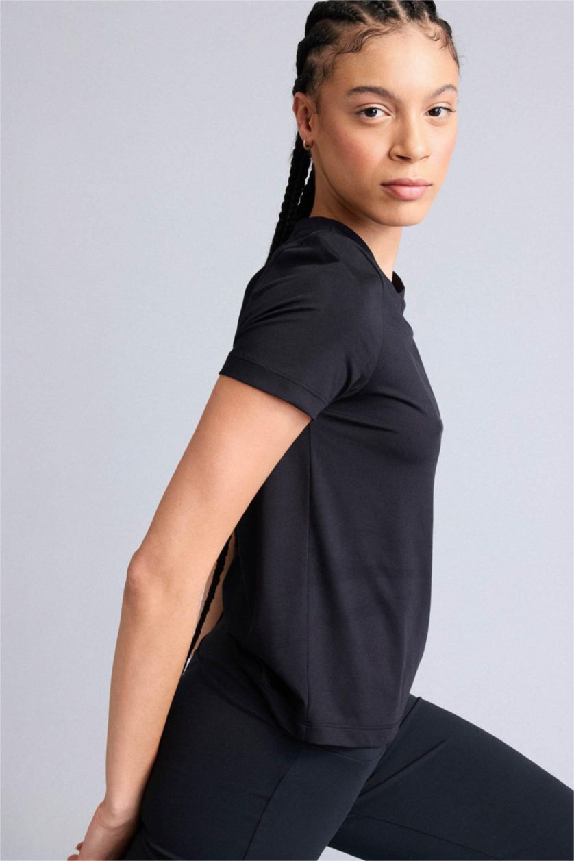 FEMME Noir T-shirt de sport basique à col rond Coupe standard de DeFactoFit