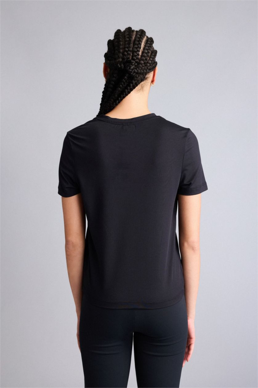 FEMME Noir T-shirt de sport basique à col rond Coupe standard de DeFactoFit