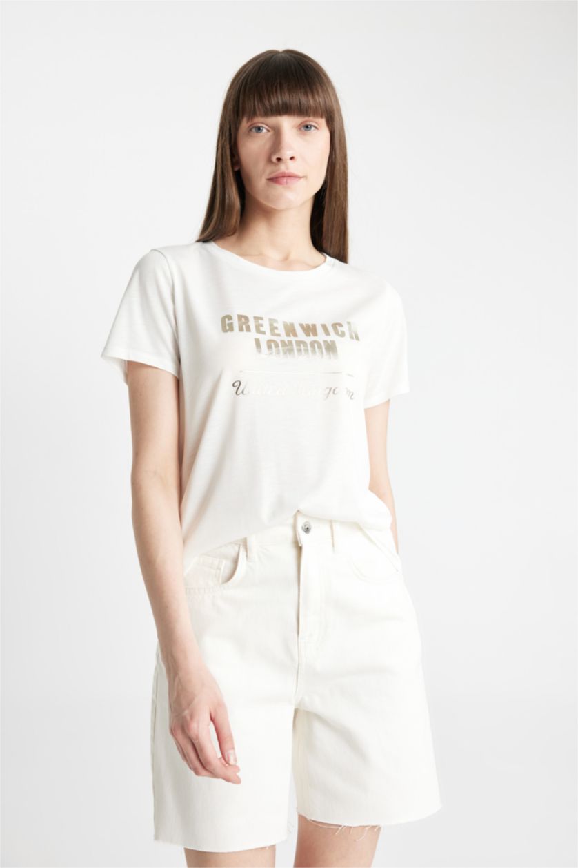 Woman Ecru Regular Fit Crew Neck Printed Short Sleeve T-Shirt