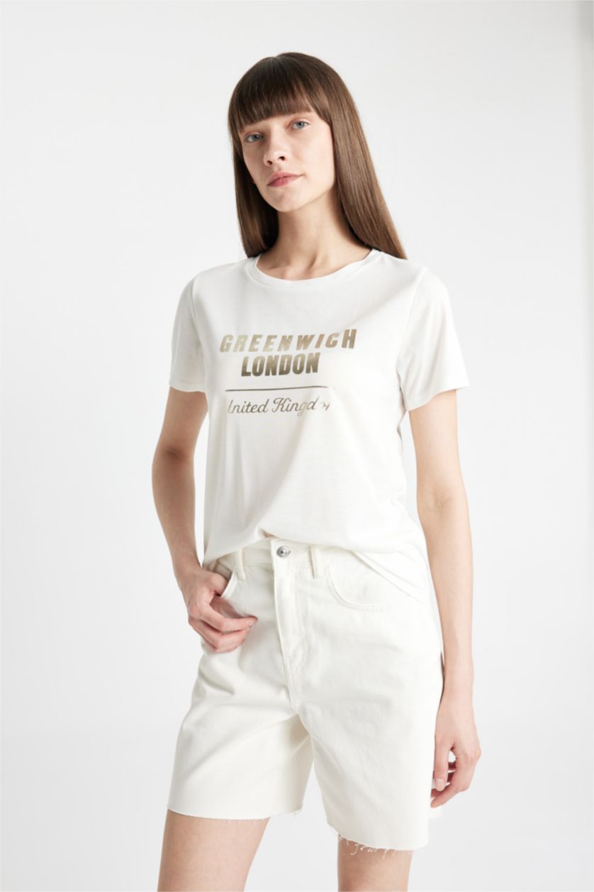 Woman Ecru Regular Fit Crew Neck Printed Short Sleeve T-Shirt