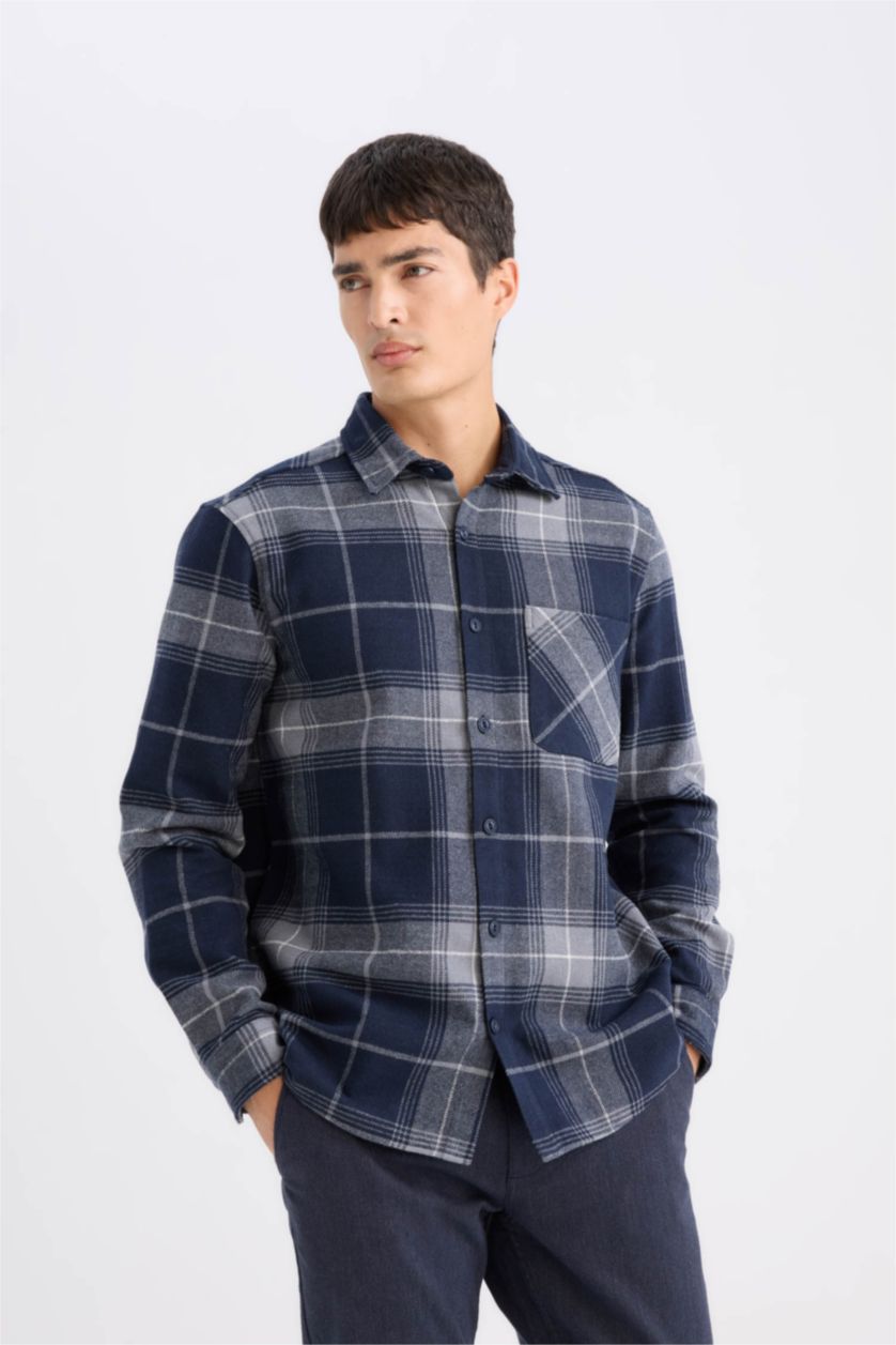 Man NAVY Regular Fit Polo Collar Plaid Flanel Long Sleeve Shirt