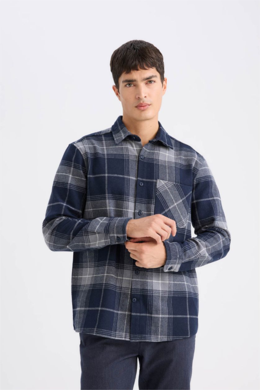 Man NAVY Regular Fit Polo Collar Plaid Flanel Long Sleeve Shirt