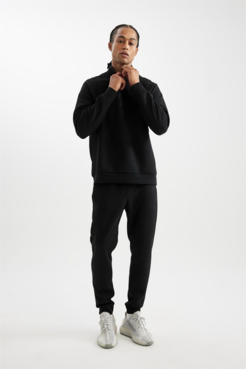 Erkek Siyah Standart Fit Dik Yaka Yarım Fermuarlı Sporcu Sweatshirt