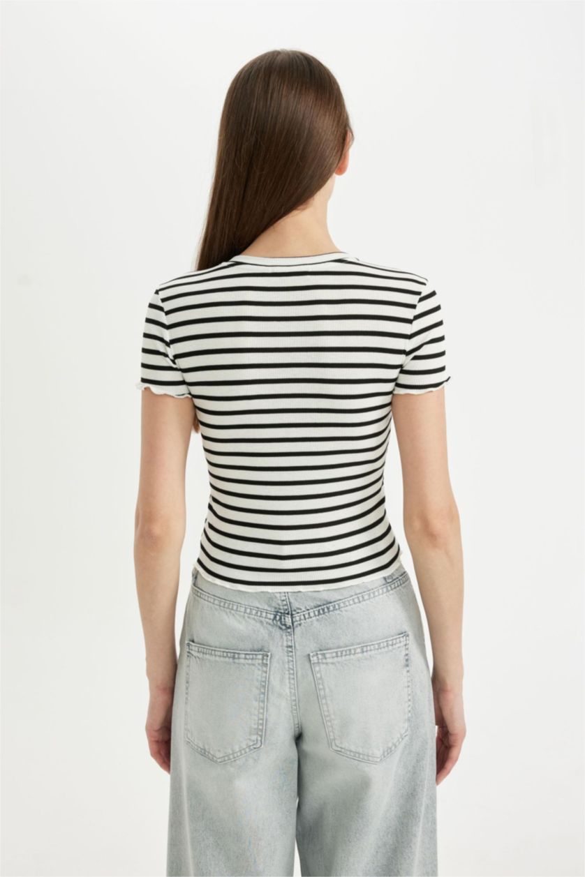 نساء اوف وايت طقم 2 تيشيرت أساسي نص كم برقبة مستديرة قصة سليم