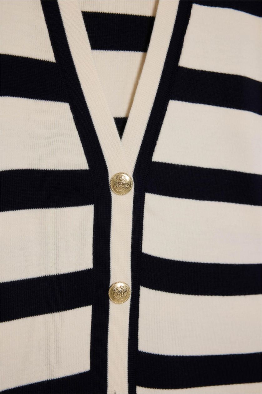 Kadın Lacivert Regular Fit V Yaka Çizgili Düğme Kapmalı Tunik Triko Hırka