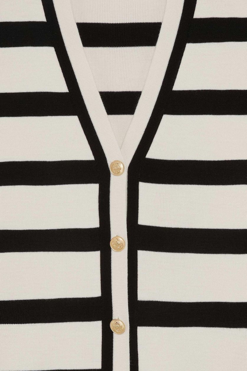 Woman Ecru Regular Fit V-Neck Cardigan