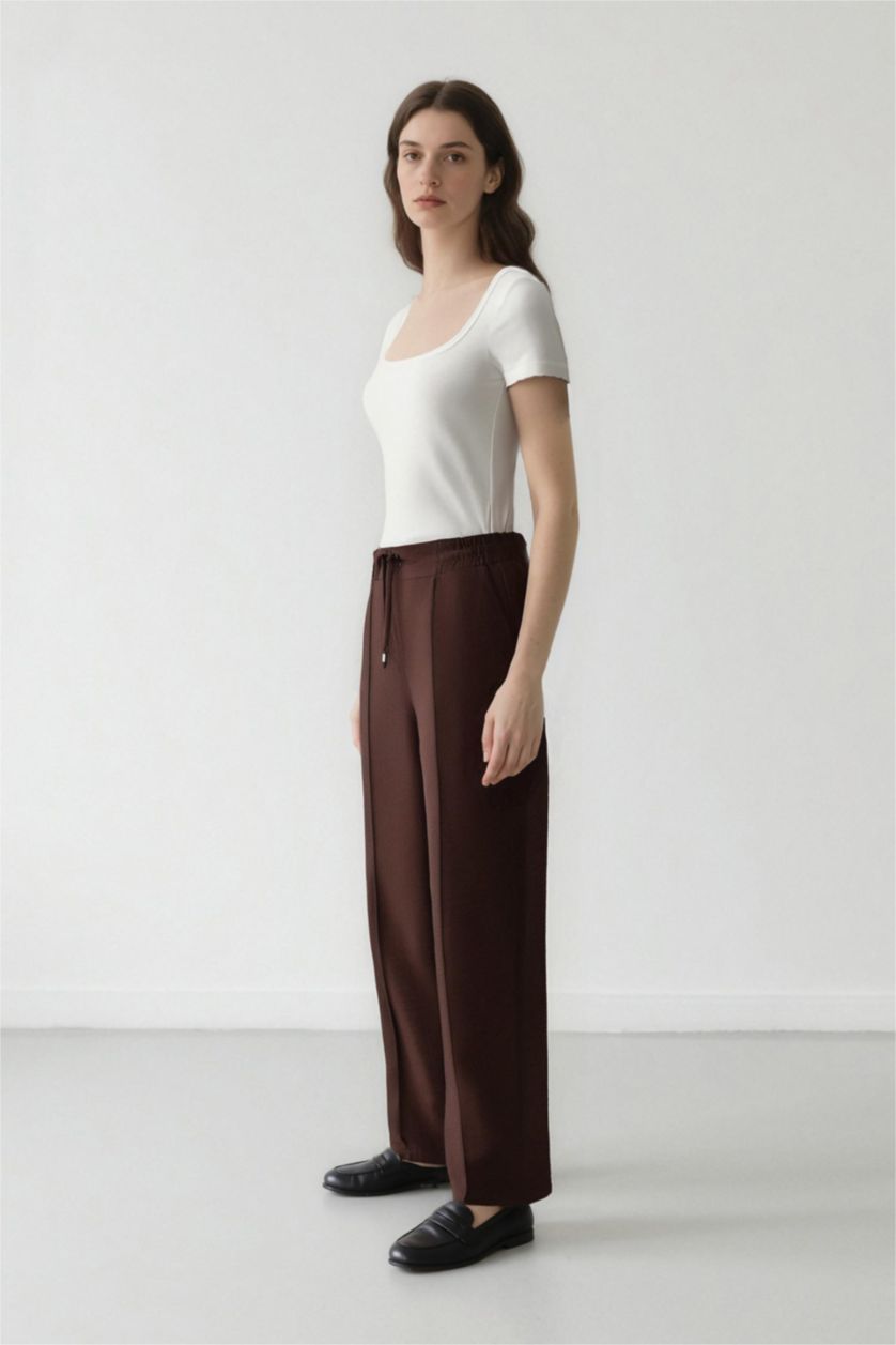 Kadın Kahve Jogger Pantolon Lastikli Bel Bağcıklı Basic Düz Paça