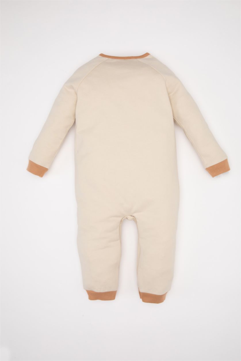 طفلة صغيرة بيج جمبسوت بيبي اولادي حديثي الولادة بيج بطبعة اسد