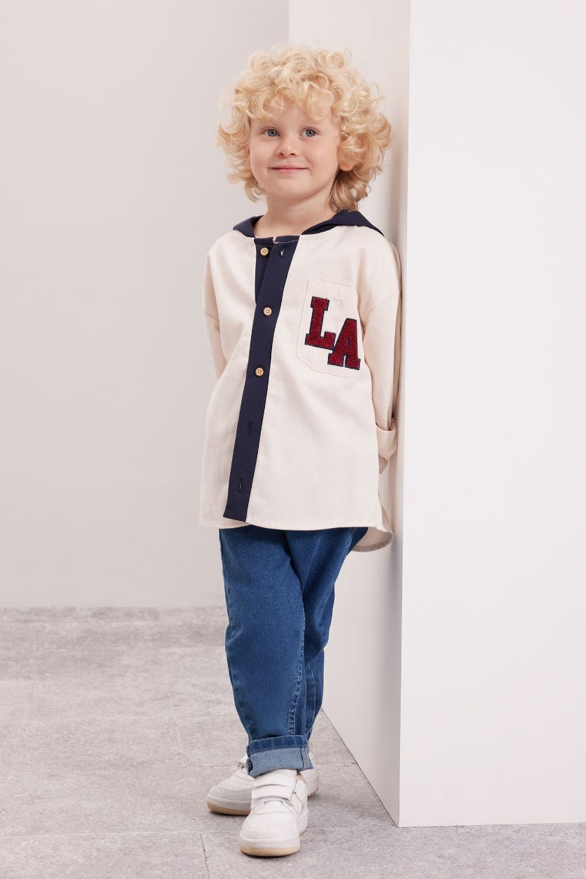 طفل صغير حجري فاتح قميص كم طويل بيبي اولادي جبردين قصة عادية بكابيشون