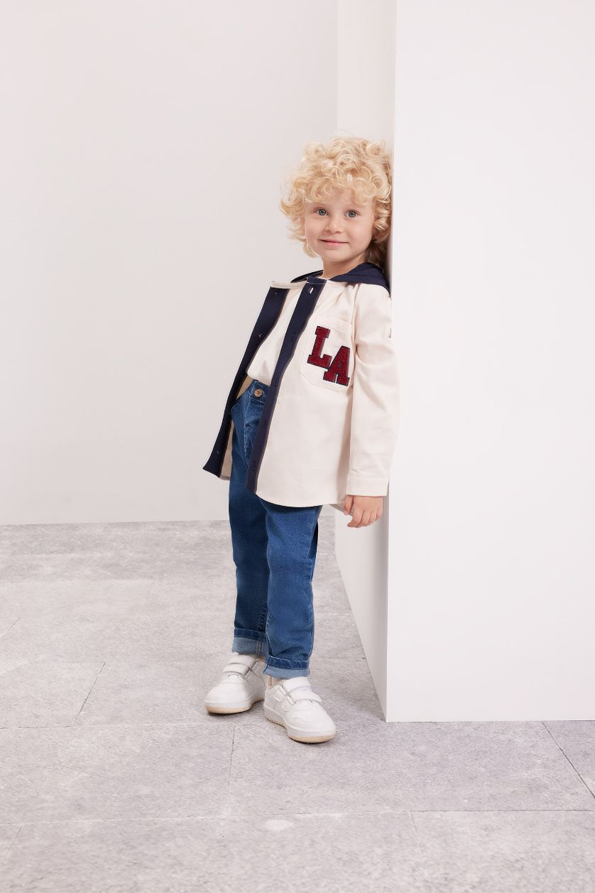 طفل صغير حجري فاتح قميص كم طويل بيبي اولادي جبردين قصة عادية بكابيشون