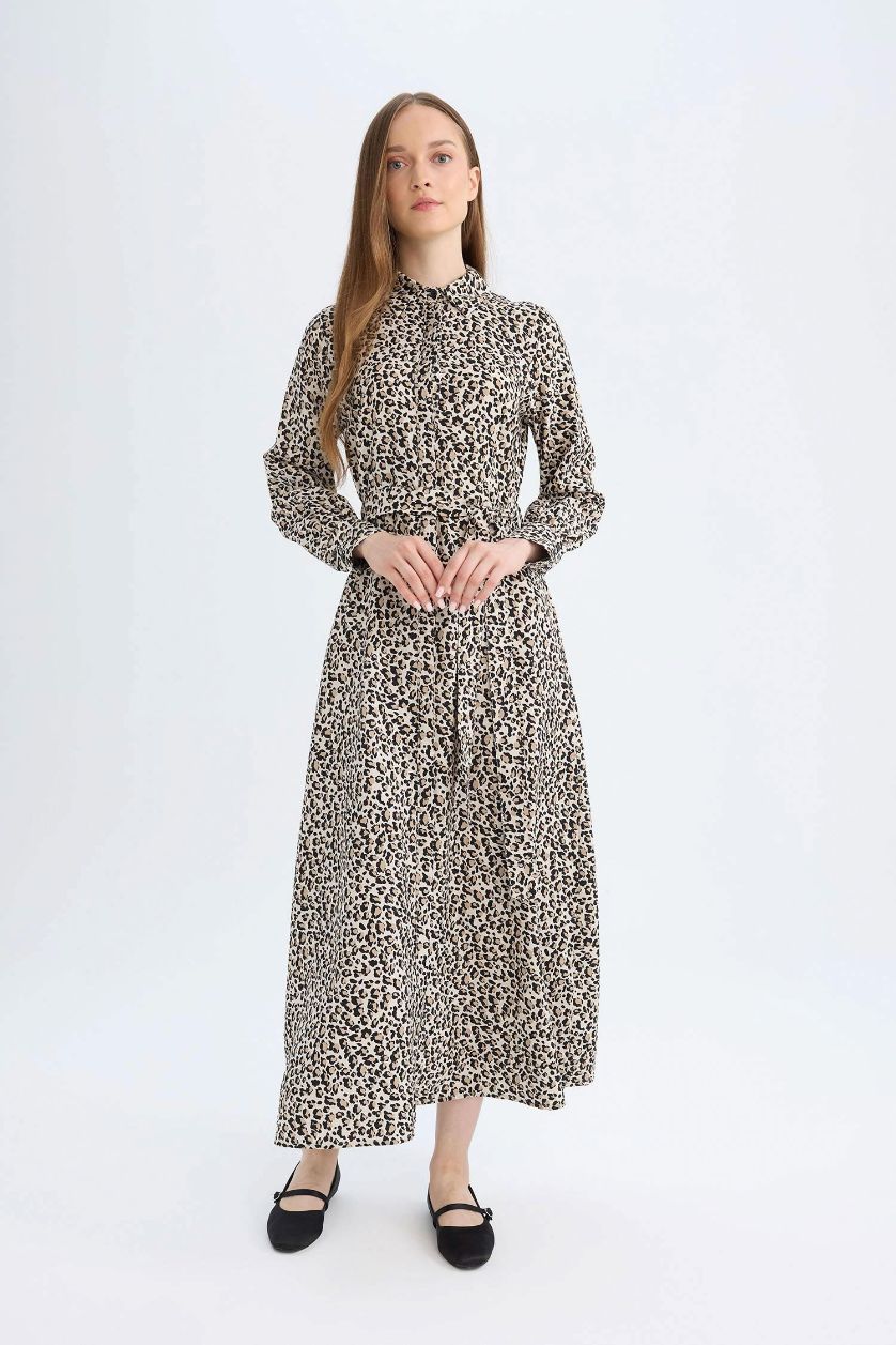 Kadın Siyah Gömlek Yaka Leopar Desenli Düğmeli Kemerli Uzun Kollu Maxi Elbise