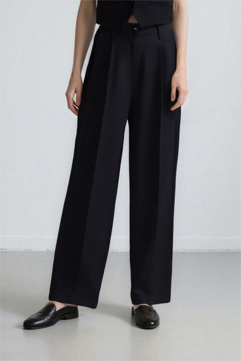 WOMAN Black Pocketed High Waist Wide Leg Trousers