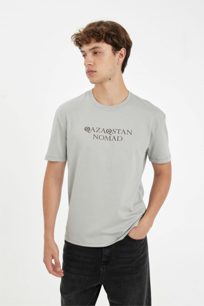 Erkek Açık Gri Regular Fit Bisiklet Yaka Baskılı Ağır Kumaş Kısa Kollu Tişört