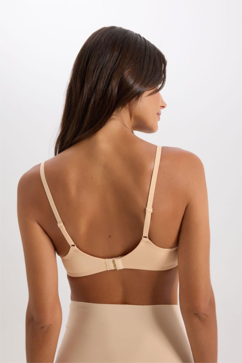 FEMME Beige Soutien-gorge rembourré confortable