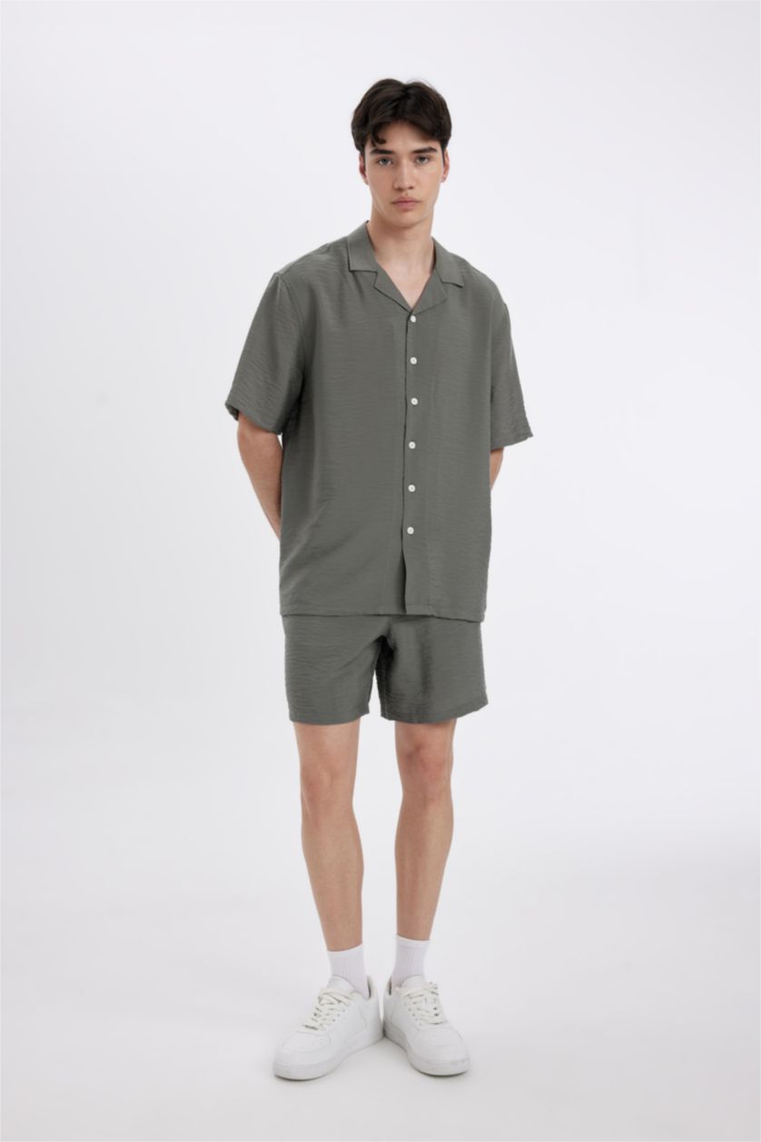 Man Khaki Relax Fit Aerobin Shorts
