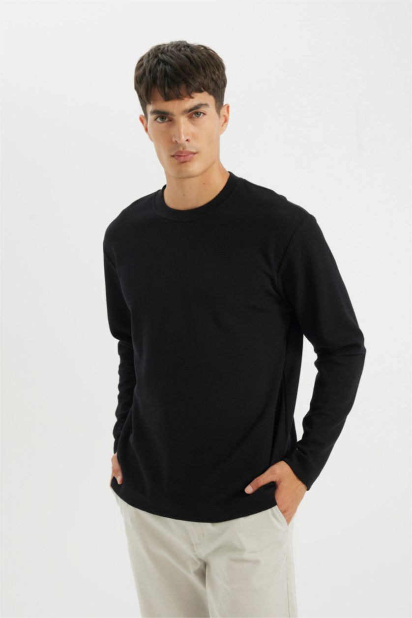 MAN Black Regular Fit Crew Neck Waffle T-Shirt