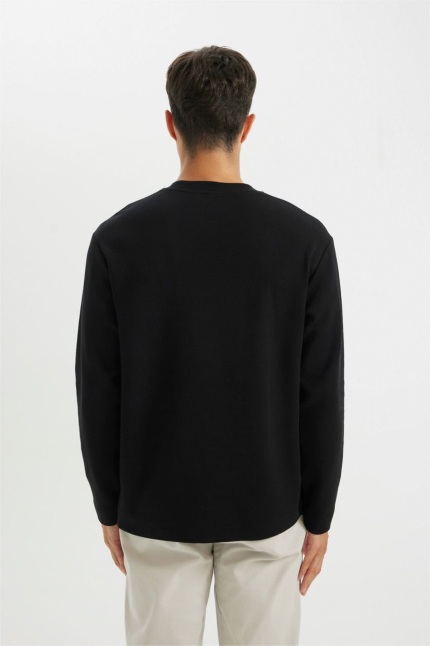 MAN Black Regular Fit Crew Neck Waffle T-Shirt