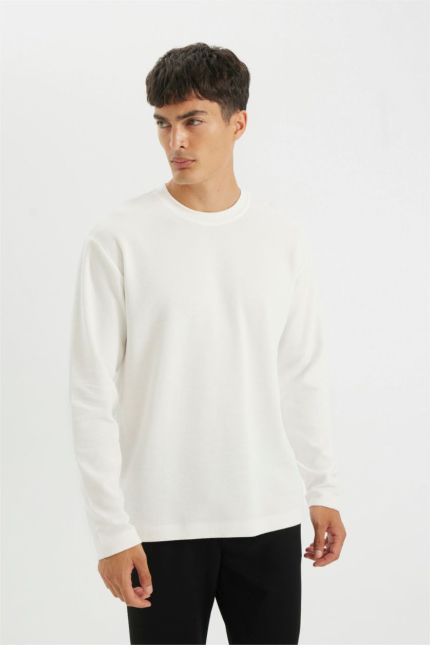 MAN Ecru Regular Fit Crew Neck Waffle T-Shirt