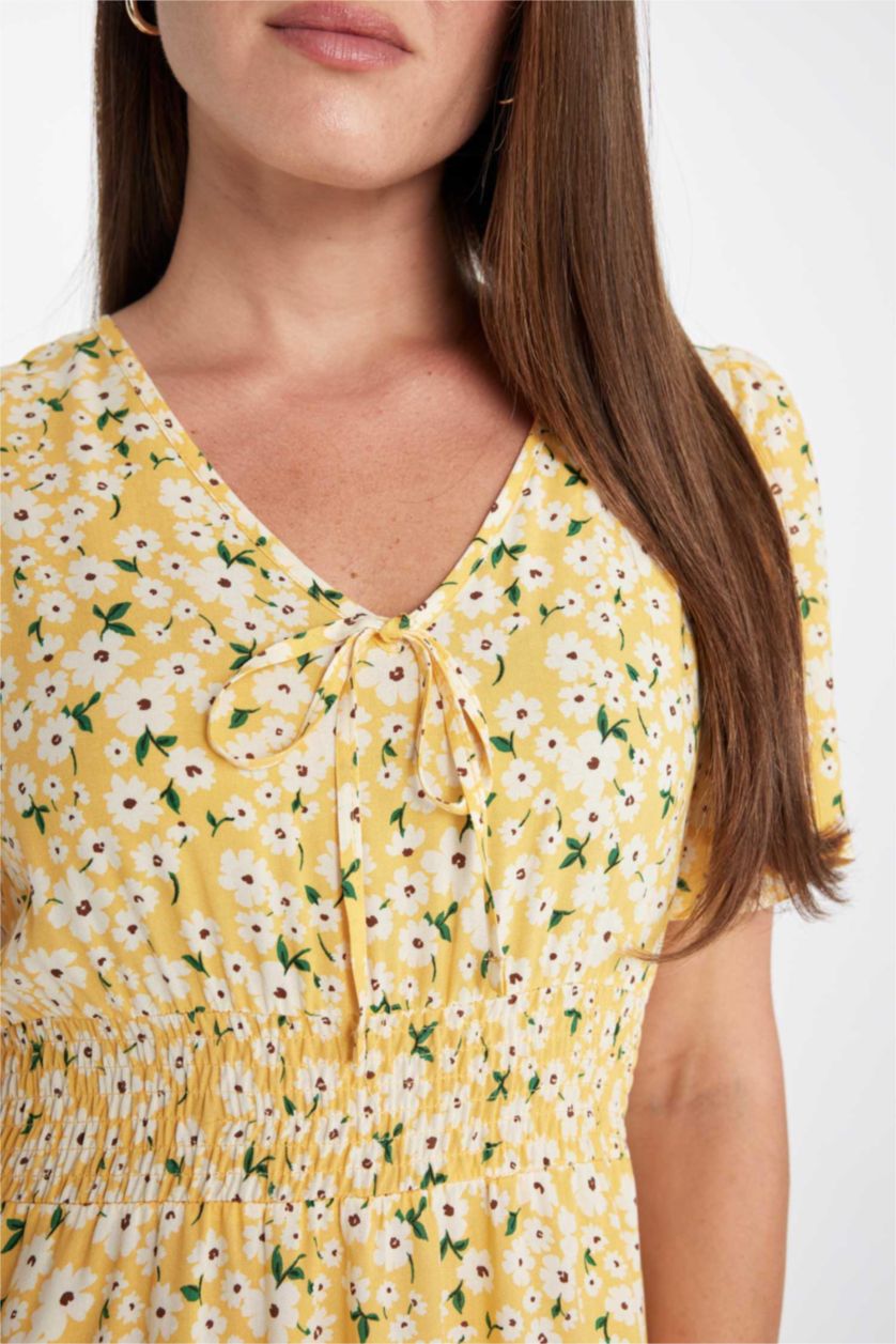 FEMME Jaune Robe mi-longue imprimée à manches courtes et col en V