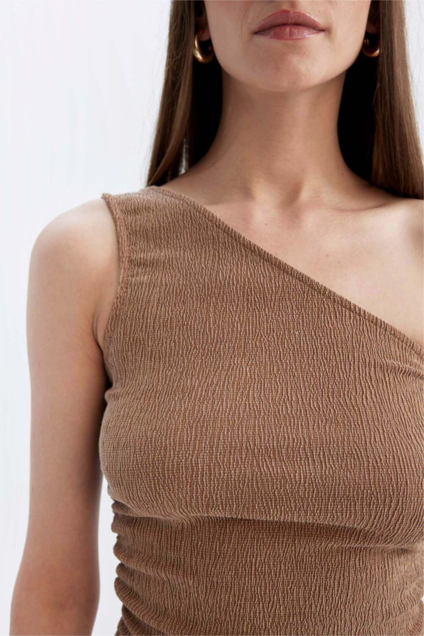 Woman Vison Slim Fit One Shoulder Crepe Sleeveless Blouse