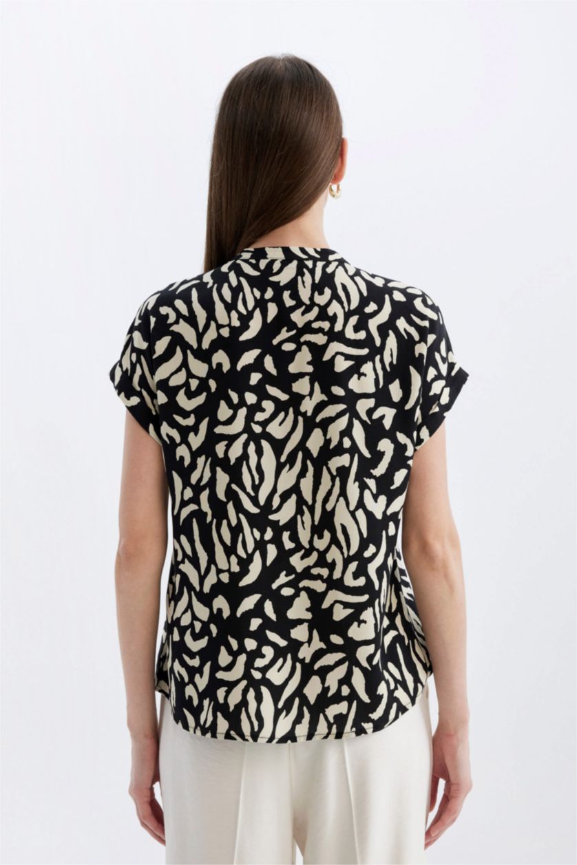 WOMAN Black Regular Fit Short Sleeve Blouse