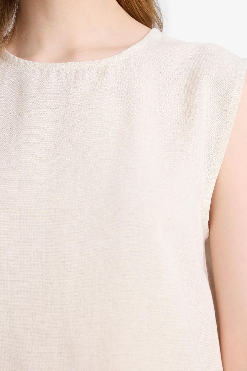 Woman Light Stone Regular Fit Crew Neck Basic Linen Blend Tunic