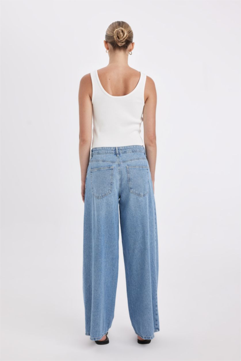 FEMME Bleu Pantalon en jean taille basse à effet délavé
