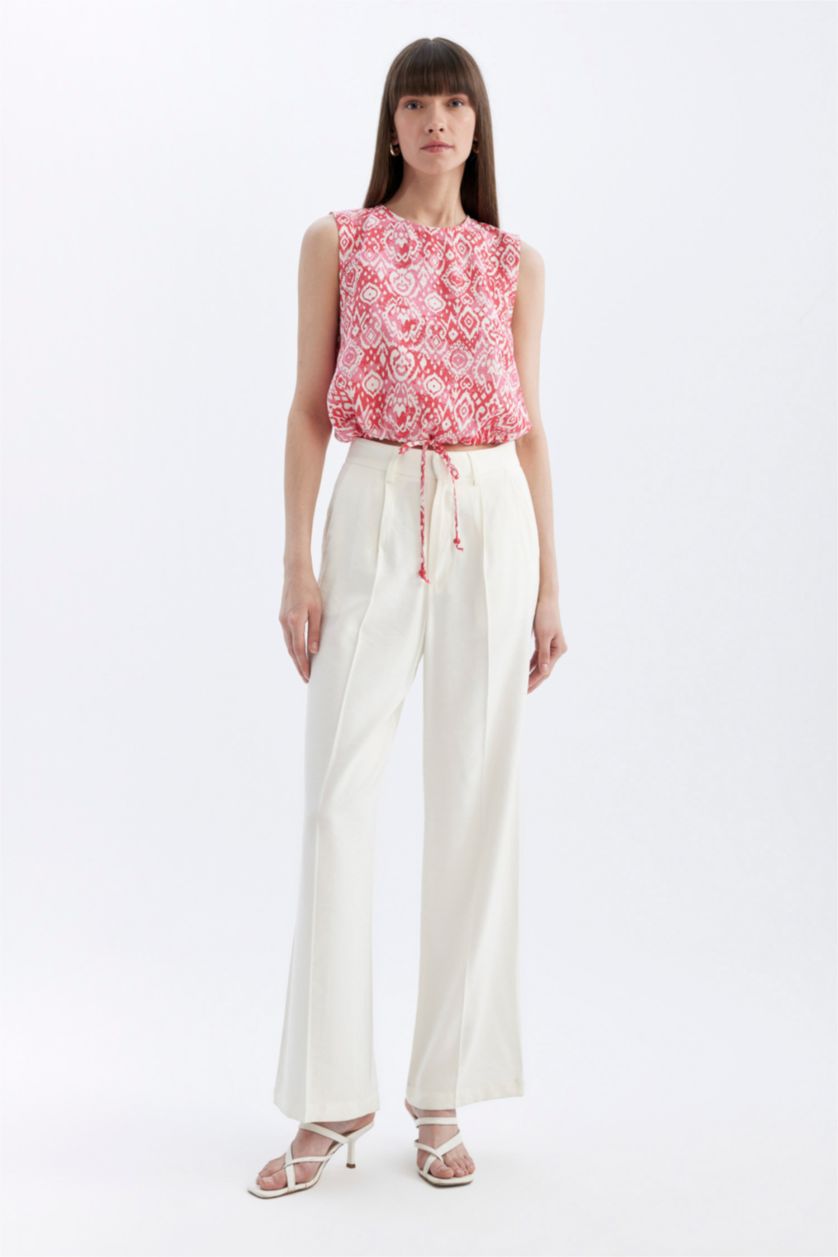 Kadın Pembe Fitted Desenli Yuvarlak Yaka Kolsuz Bluz