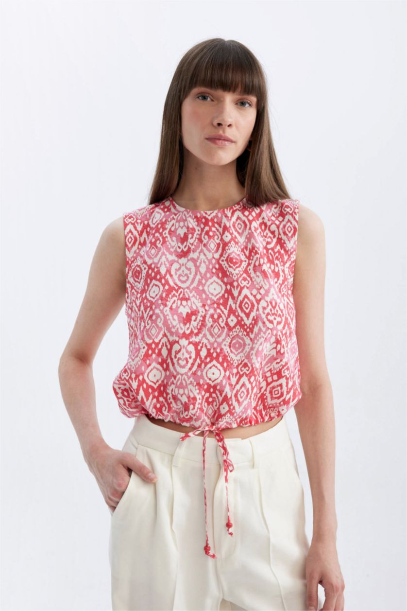 Kadın Pembe Fitted Desenli Yuvarlak Yaka Kolsuz Bluz