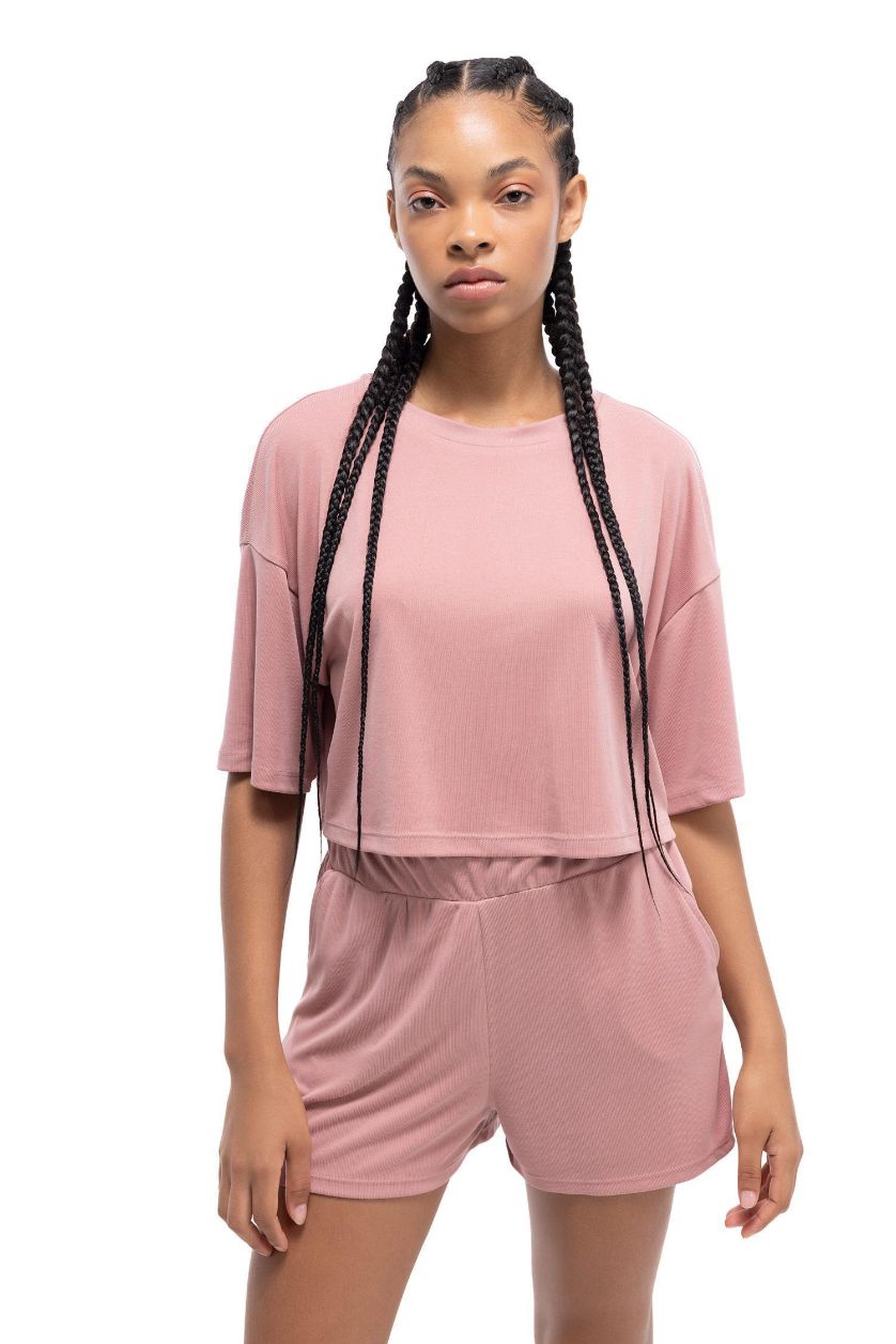 Kadın Gülkurusu Sporcu Kısa Paça Modal Şort