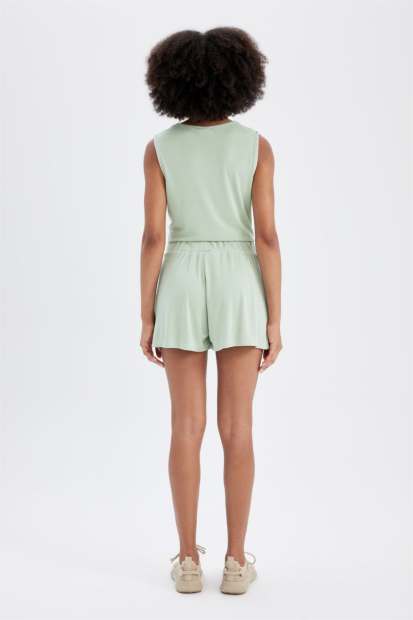 حريمي نعناع شورت رياضي قصير أخضر من DeFactoFit