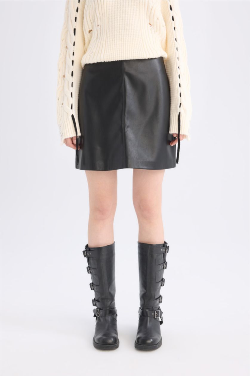 FEMME Noir Mini-jupe évasée en simili cuir à taille haute