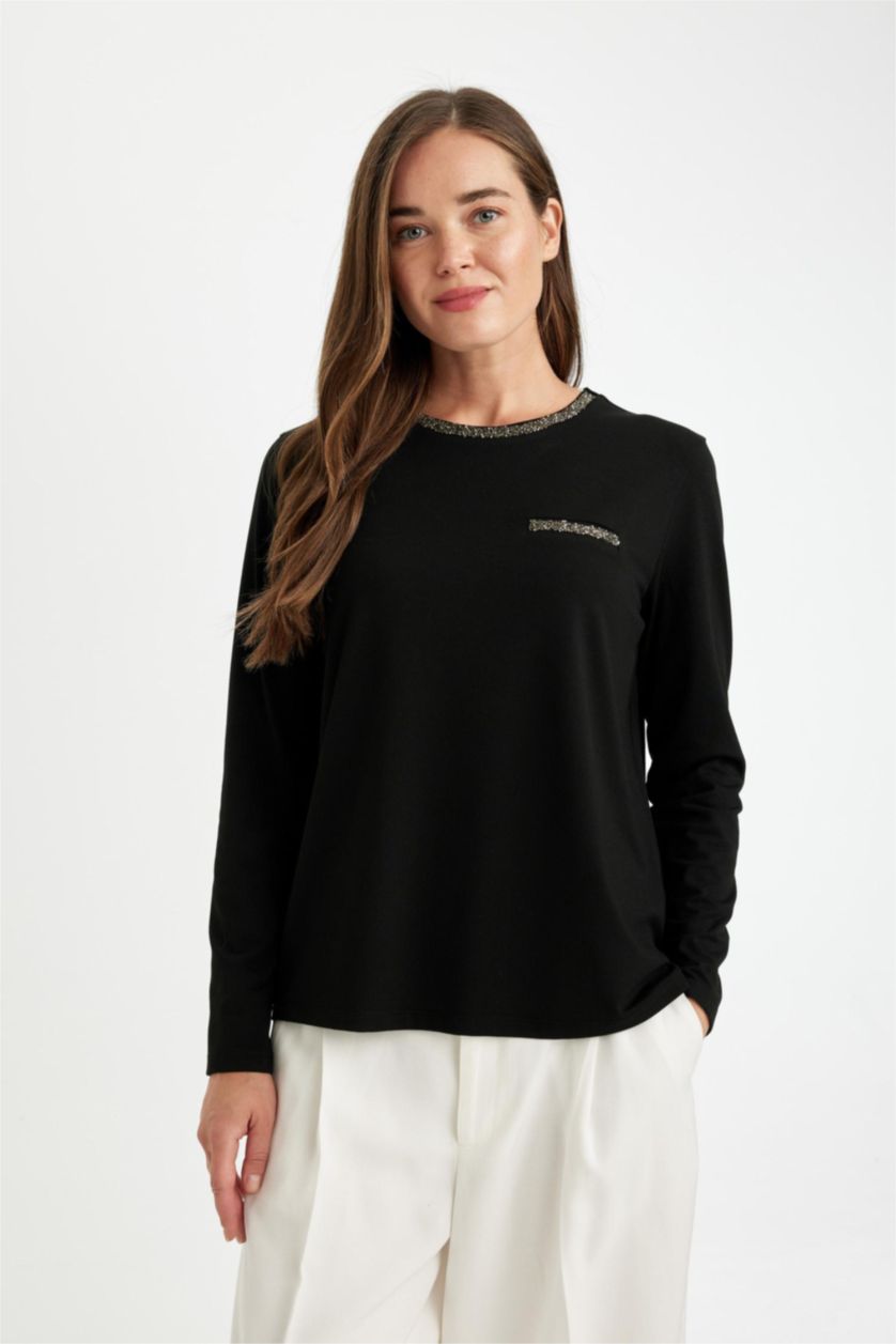 Women Black Regular Fit Long Sleeve T-Shirt