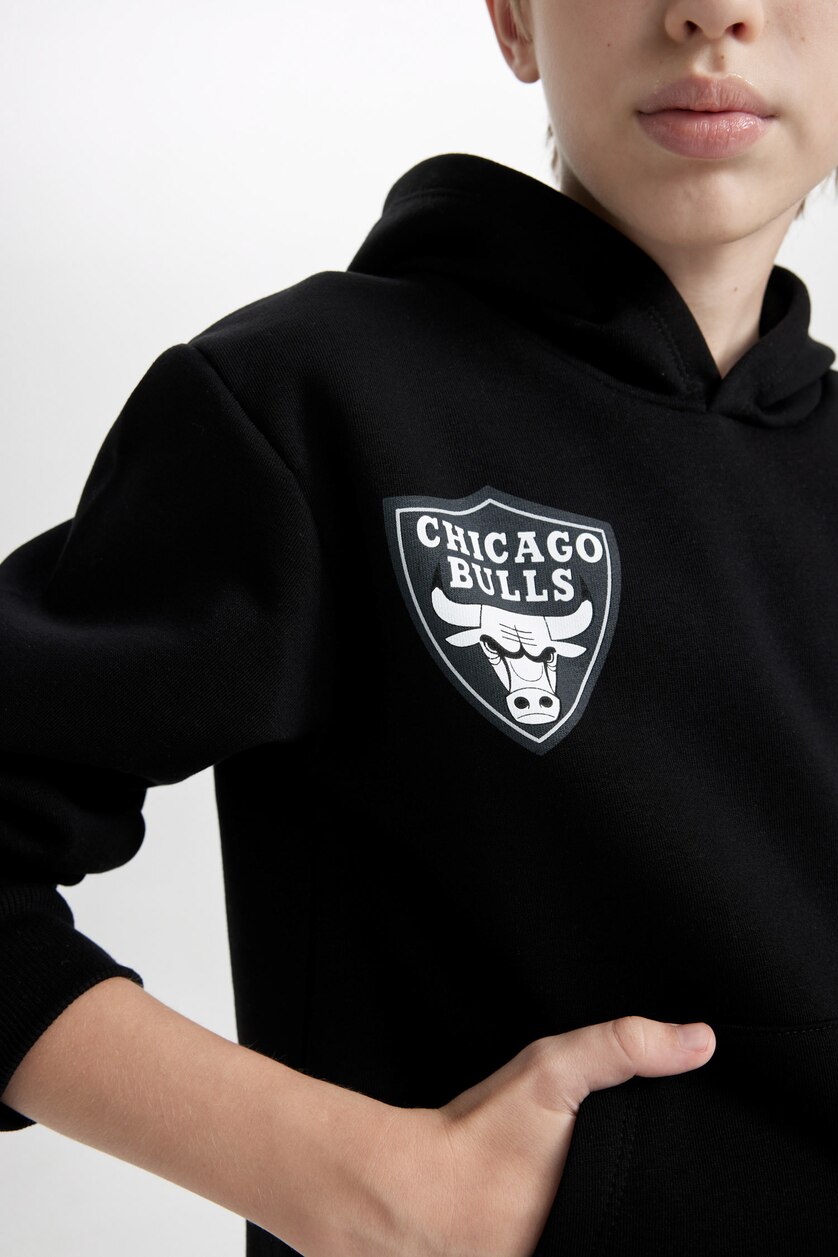 Young Boys - Teen Boys Black Boy NBA Chicago Bulls Oversize Fit Hooded Thick Sweatshirt
