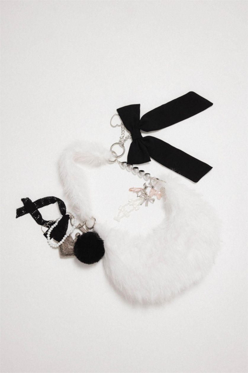 Kadın Kırık Beyaz Kadın Pelüş Omuz Çantası