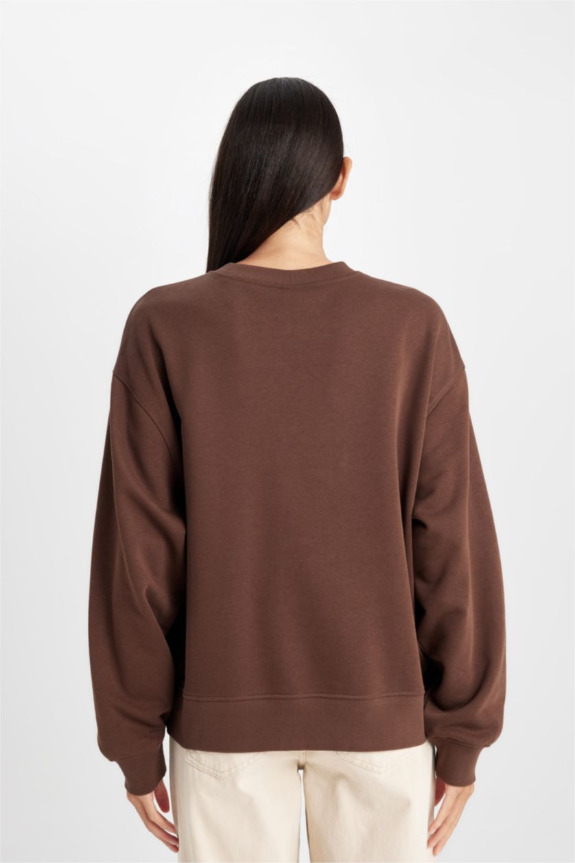 Kadın Kahve Relax Fit Bisiklet Yaka Baskılı Kalın Sweatshirt