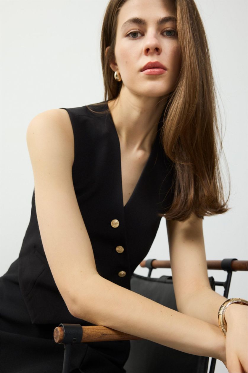 Kadın Siyah Fitted Vücuda Oturan V Yaka Crop Çapraz Düğmeli Blazer Yelek