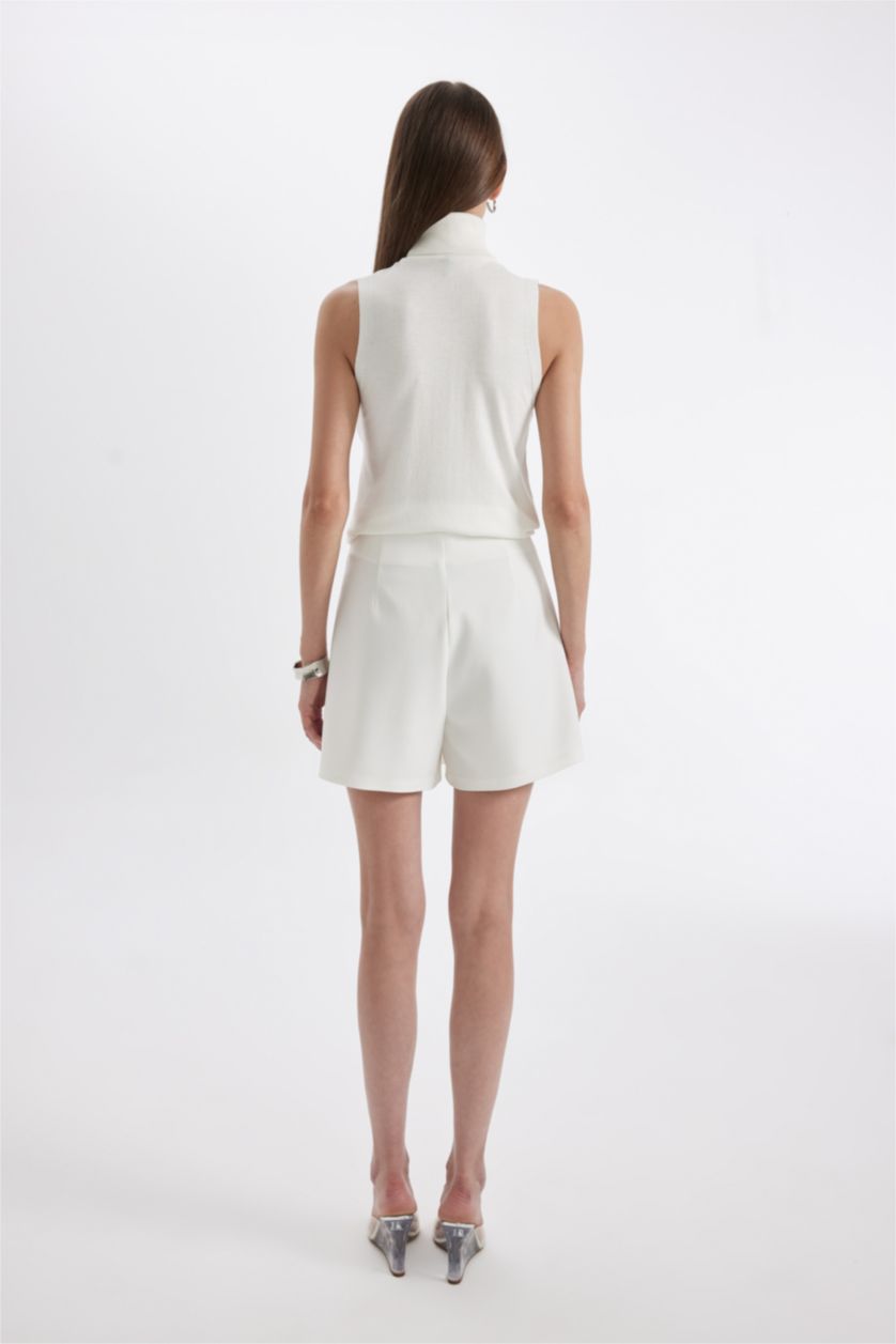 Kadın Kırık Beyaz Fitted Yüksek Bel Düz Paça Keten Şort Etek
