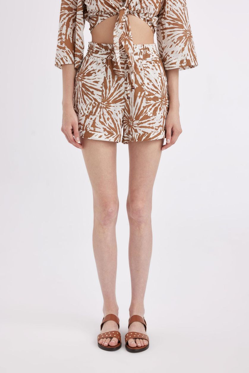 حريمي بني شورت قصير فوال بخصر عالي