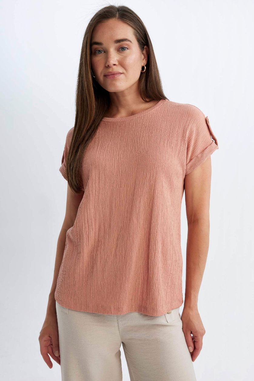 نساء وردي تيشيرت نص كم برقبة مستديرة وقصة عادية