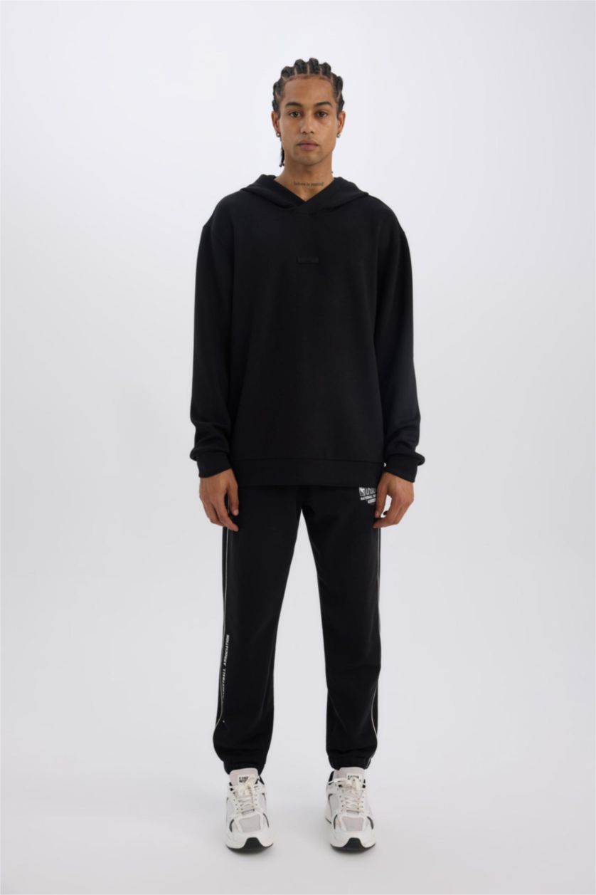 Erkek Siyah Kalın Jogger Eşofman Altı NBA Wordmark Standart Fit Cepli Esnek Bantlı Paça