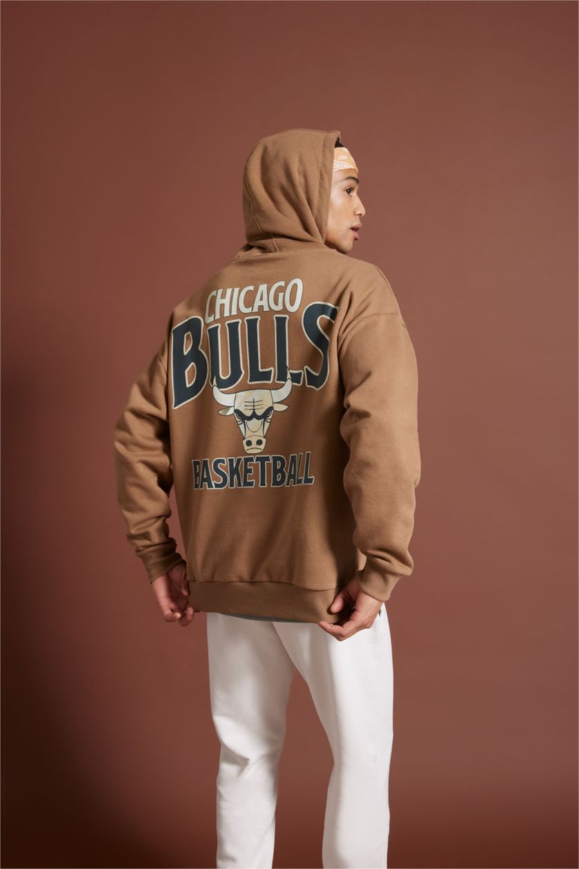 Erkek Kahve NBA Chicago Bulls Oversize Geniş Kalıp Kapüşonlu Sırt Baskılı Kalın Sweatshirt