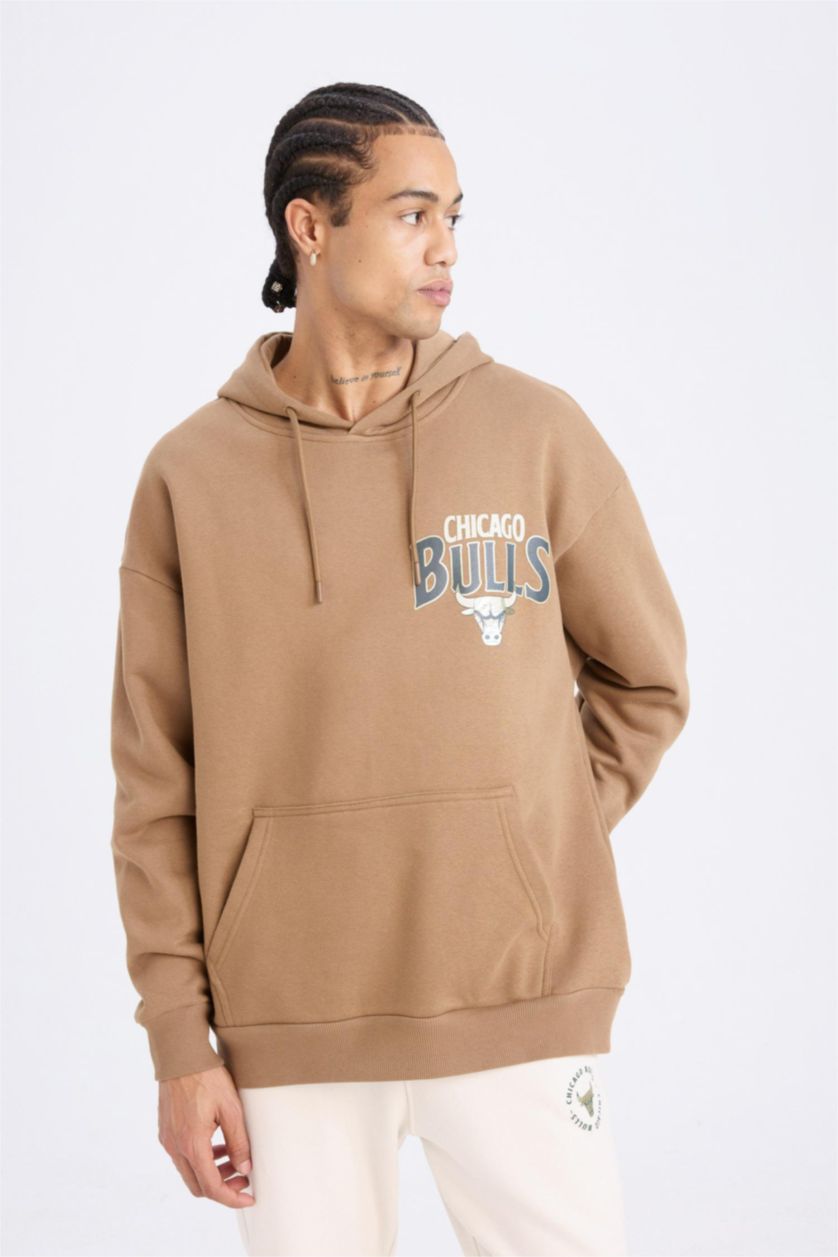 Erkek Kahve NBA Chicago Bulls Oversize Geniş Kalıp Kapüşonlu Sırt Baskılı Kalın Sweatshirt